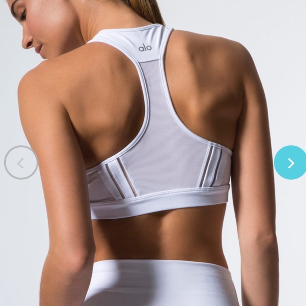 Alo Yoga Half Moon Sports Bra NWT - Picture 2 of 2
